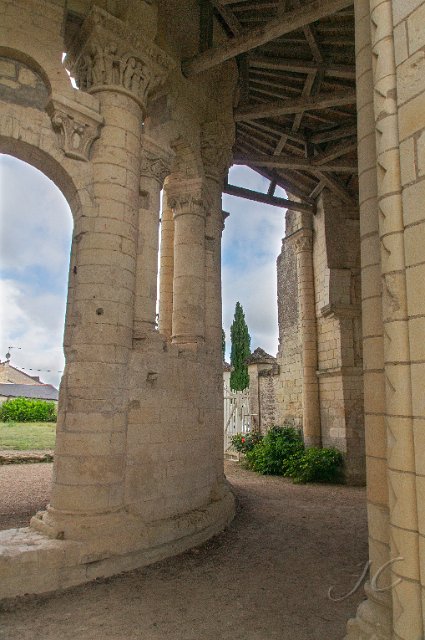 0003Prieure St Leonard.jpg - SONY DSC